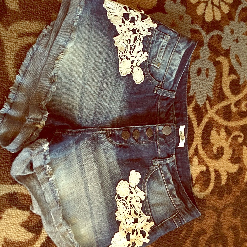 Mudd Lace shorts